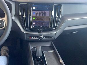 Volvo  XC60 Core, B4 Mild-Hybrid, Benzin