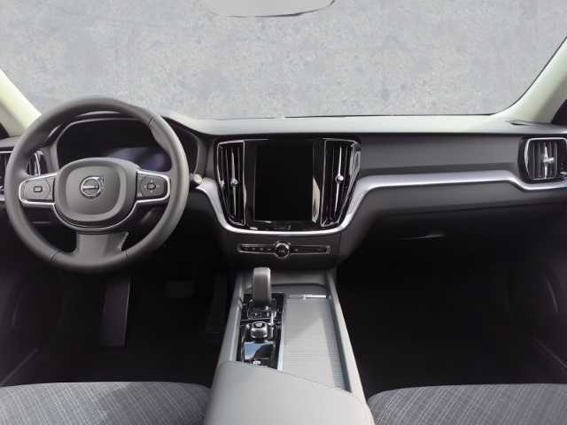 Volvo  Core B4 Diesel Navi digitales Cockpit Memory Sitze Soundsystem LED Blendfreies F