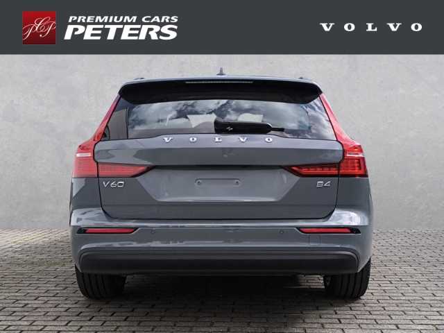 Volvo  Core B4 Diesel Navi digitales Cockpit Memory Sitze Soundsystem LED Blendfreies F