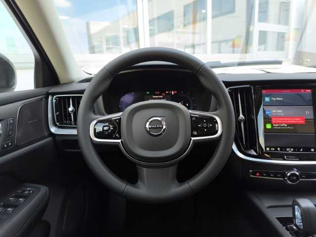 Volvo  Plus Dark B4 Diesel Navi Leder digitales Cockpit Memory Sitze Soundsystem Harman