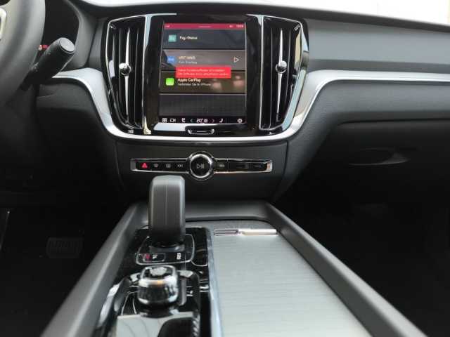 Volvo  Plus Dark B4 Diesel Navi Leder digitales Cockpit Memory Sitze Soundsystem Harman