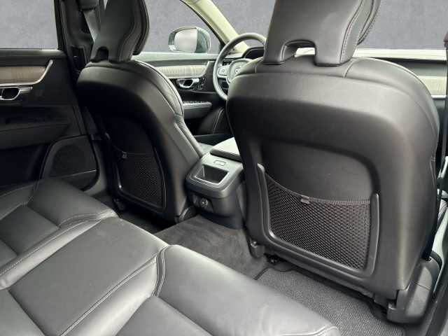 Volvo  CC