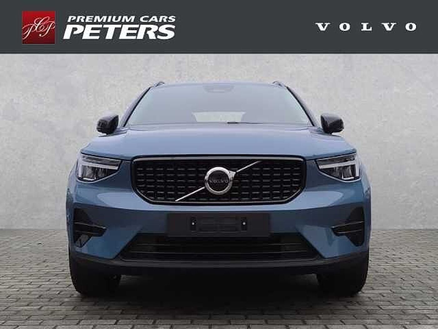 Volvo  Plus Dark FWD B4 EU6d Navi HarmanKardon CarPlay digitales Cockpit