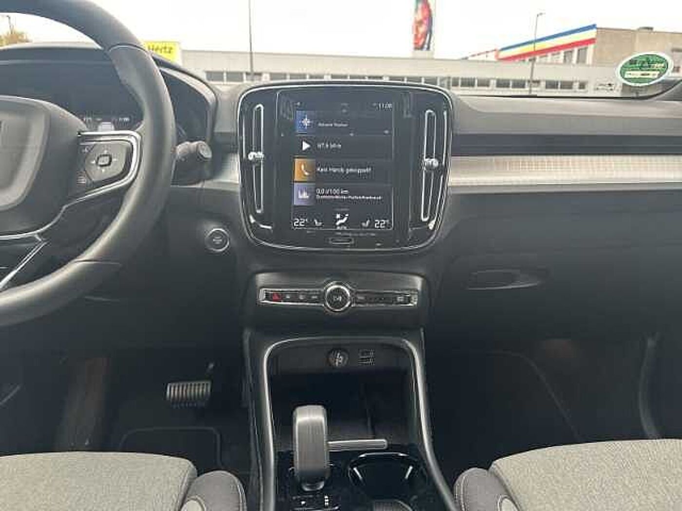 Volvo  Plus Bright T4 18''LM AHK Pilot Assist DAB WSShz Lenkradhz