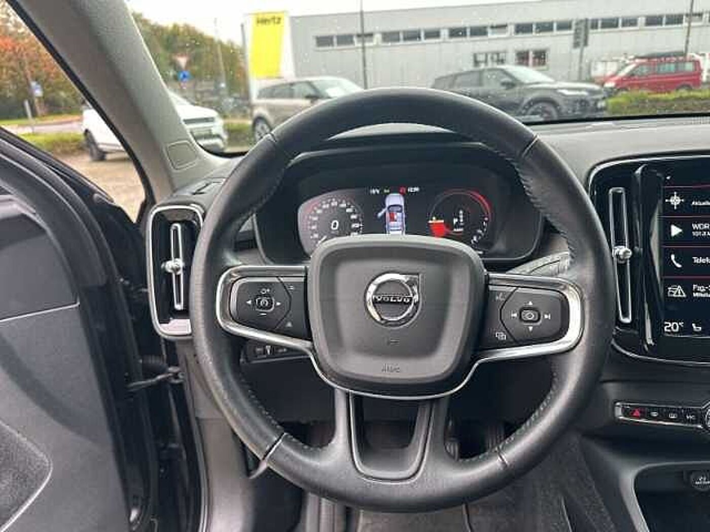 Volvo  Inscription T5 19''LM Pilot Assist 360kam DAB Harman WSShz