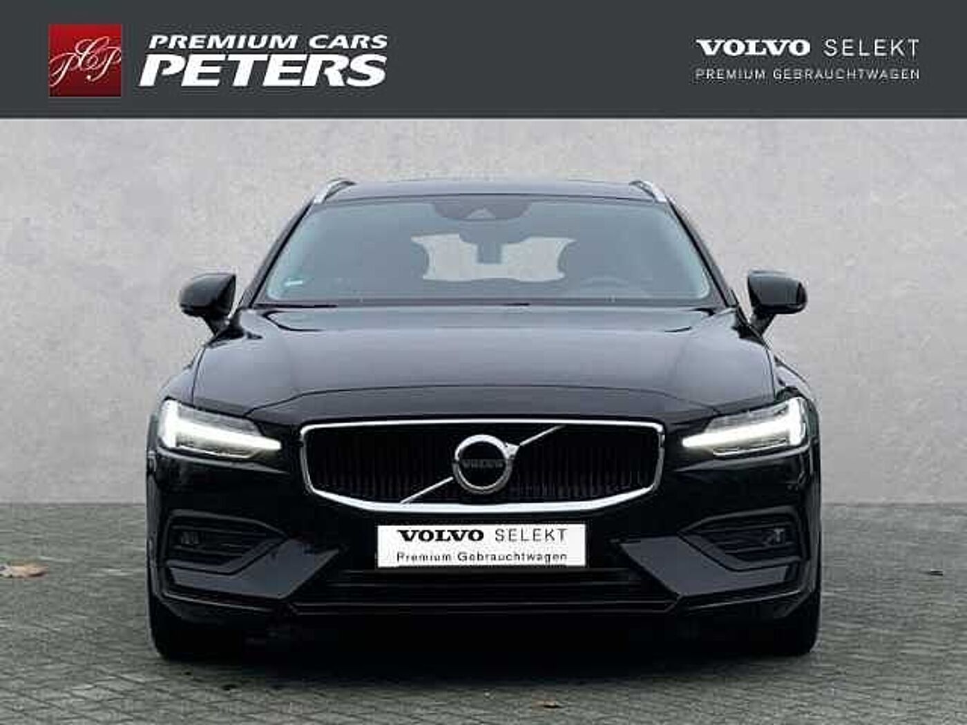 Volvo  Momentum Pro B3 AHK ActiveBeam WSShz DAB Leder Keyless