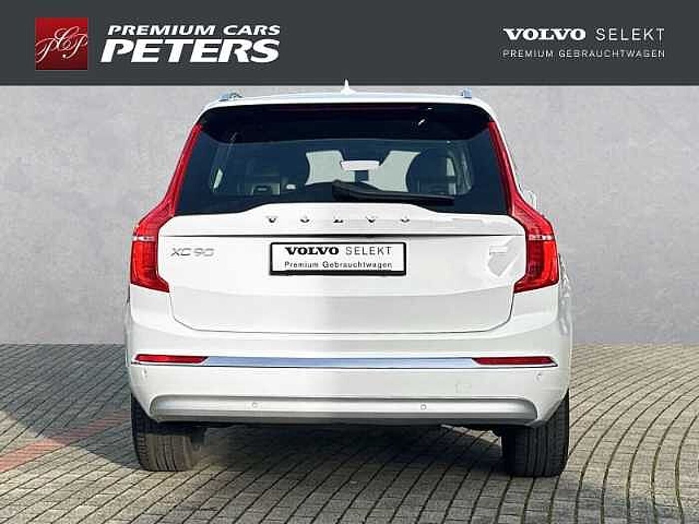 Volvo  Inscription Expression T8 19''LM AHK DAB Leder LED