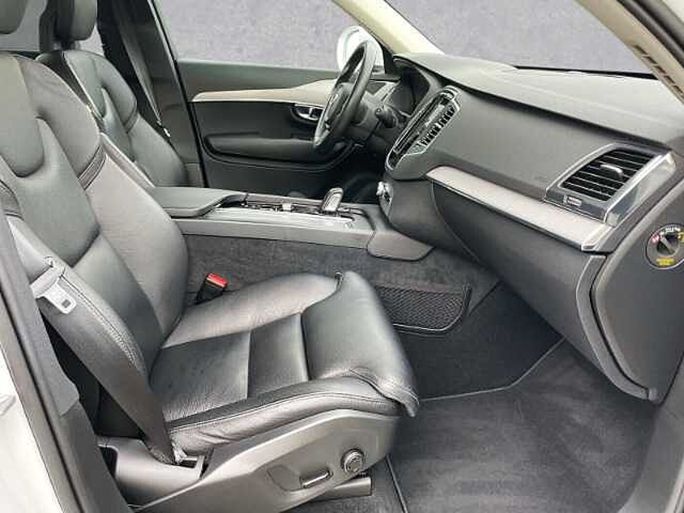 Volvo  Inscription Expression T8 19''LM 7 Seat BLIS DAB Rückfahrkam