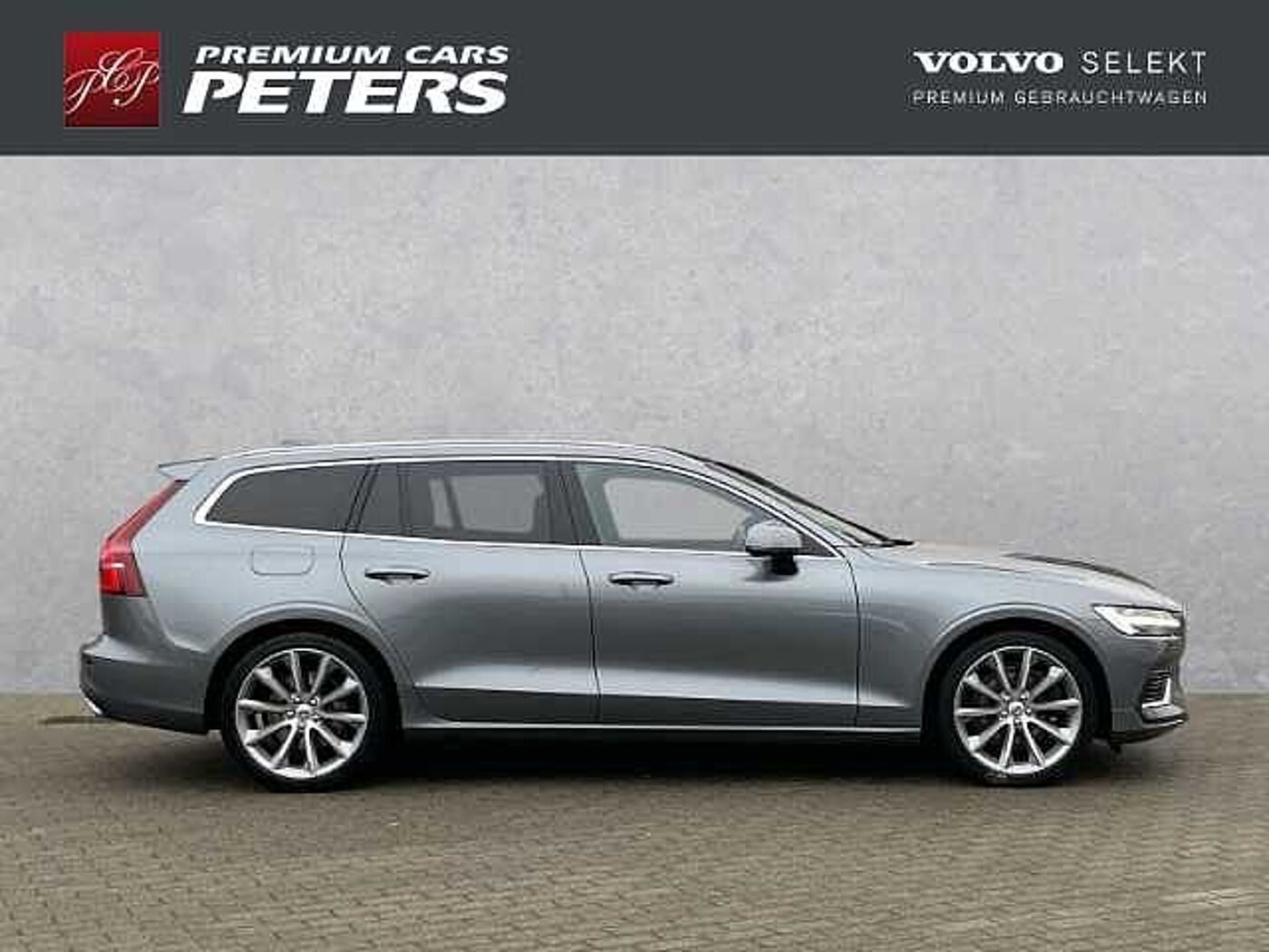 Volvo  Inscription Expression T6 19''LM Pano 360kam AHK Four-C Harman