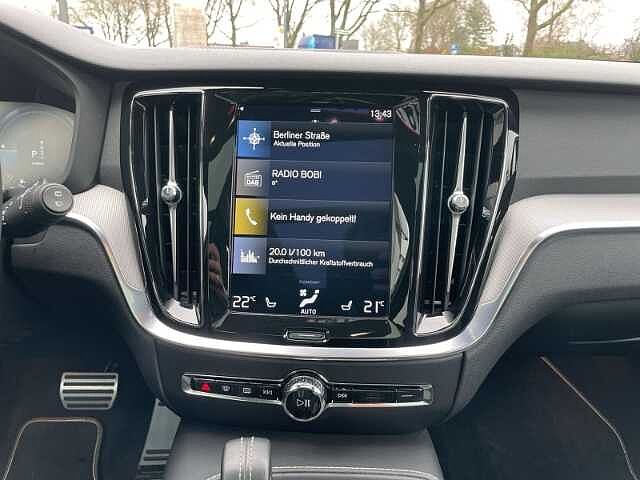 Volvo  R Design T6 Pano ACC Four-C 360kam Harman HUD DAB PilotAssist