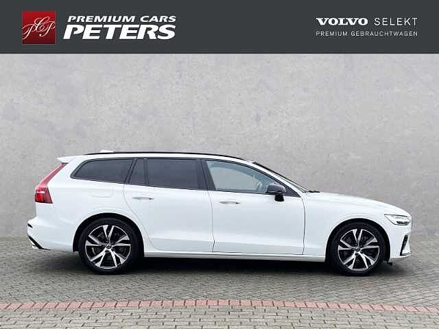 Volvo  R Design T6 Recharge 18''LM Pano Four-C Harman HUD PilotAssist