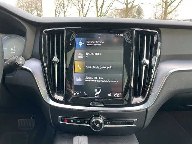 Volvo  R Design T6 Pano AHK Harman DAB BLIS Keyless Rückf kam