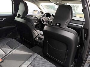 Volvo  Core B4 Diesel Navi digitales Cockpit Memory Sitze Soundsystem LED Blendfreies F
