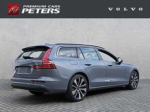 Volvo  Core B4 Diesel Navi digitales Cockpit Memory Sitze Soundsystem LED Blendfreies F