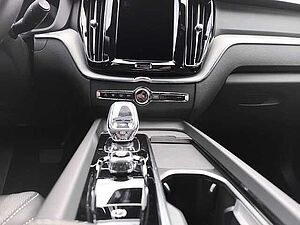 Volvo  Plus Dark PHEV AWD T6  StandHZG Navi Leder digitales Cockpit Memory Sitze Sounds