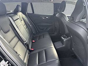 Volvo  Inscription T8 Expression19''LM Pano ACC BLIS DAB Sitzkomfort