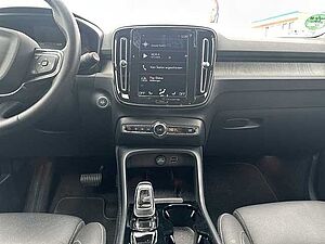 Volvo  Inscription T5 19''LM Pilot Assist 360kam DAB Harman WSShz