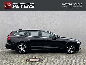 Volvo  Momentum Pro B3 AHK ActiveBeam WSShz DAB Leder Keyless