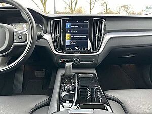 Volvo  Inscription Expression T6 AHK Pano Akustikglas Pilot Assist