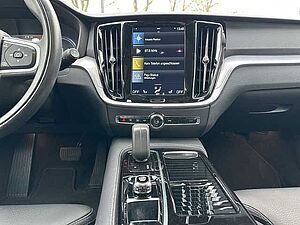 Volvo  Inscription Expression T6 AHK Pano Akustikglas Pilot Assist