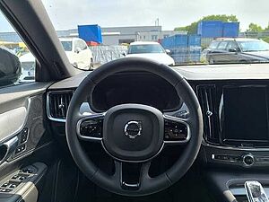 Volvo  Kombi FWD Ultimate Dark B4 Diesel EU6d HUD 360° Kamera Harman Kardon