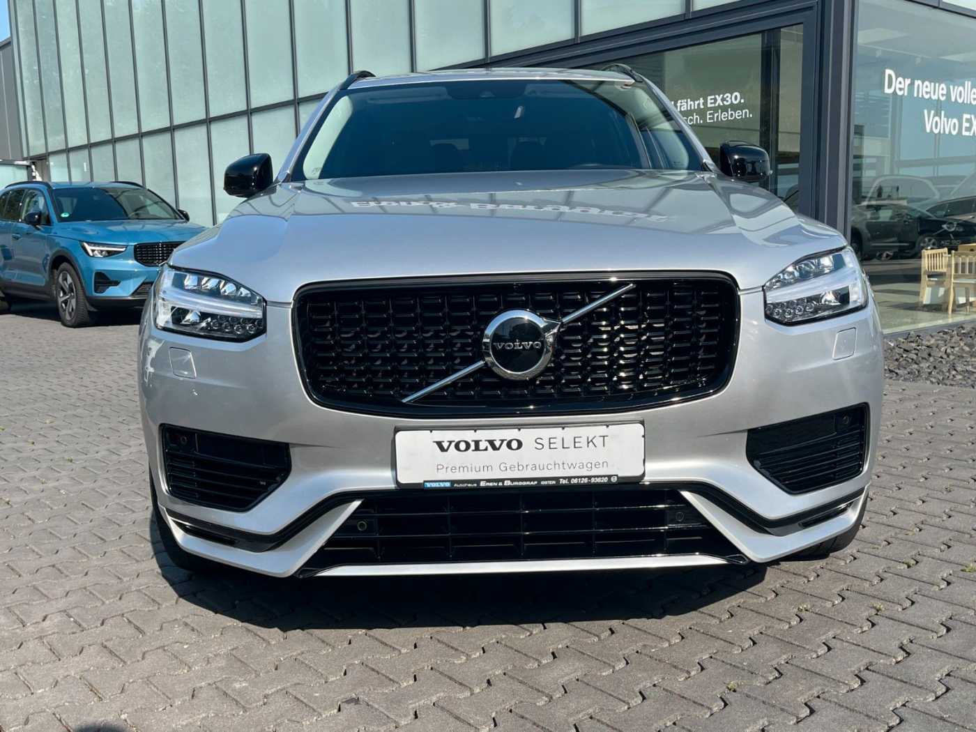 Volvo  R Design Expression Recharge Plug-In Hybrid