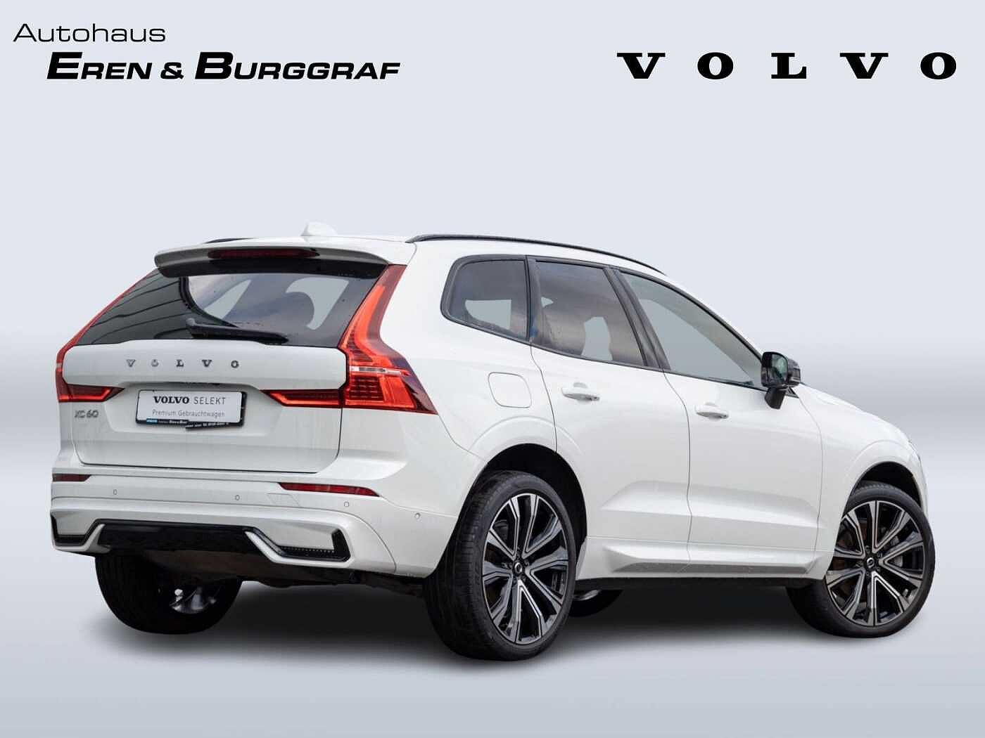 Volvo  R Design Recharge PHEV AWD, Pano