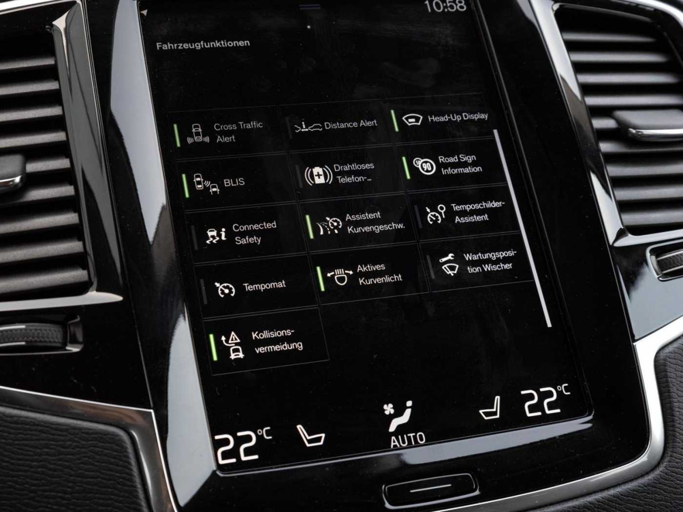 Volvo  Inscription Expression Recharge Plug-In Hyb