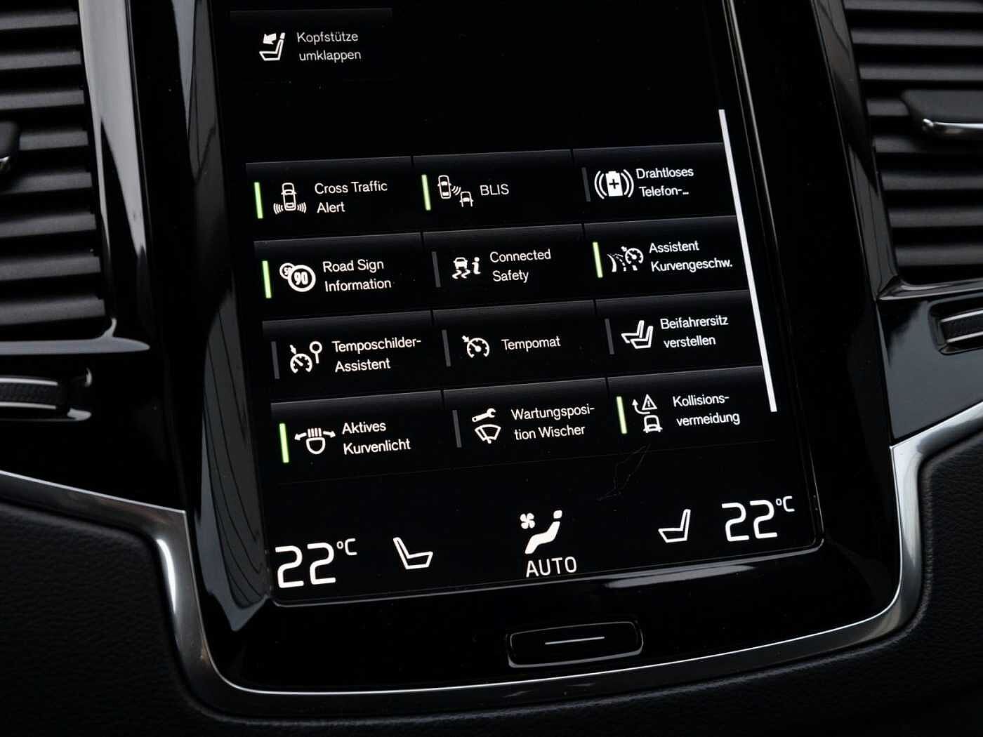 Volvo  Inscription Recharge Plug-In Hybrid AWD