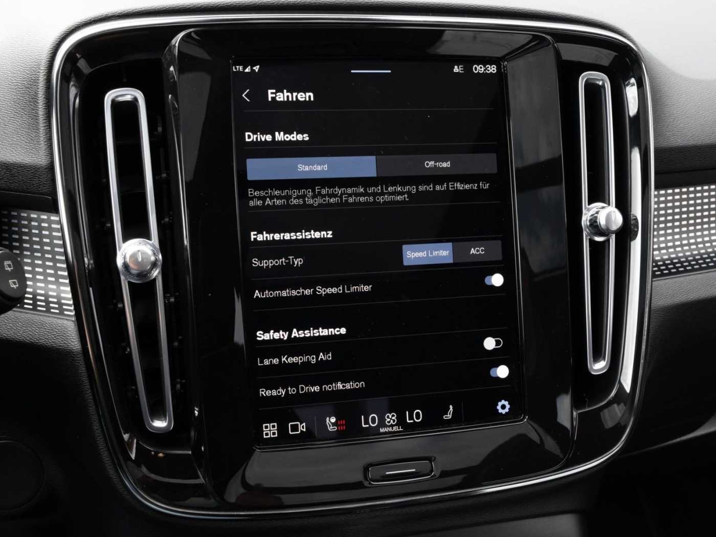 Volvo  Pro Recharge Pure Electric 2WD