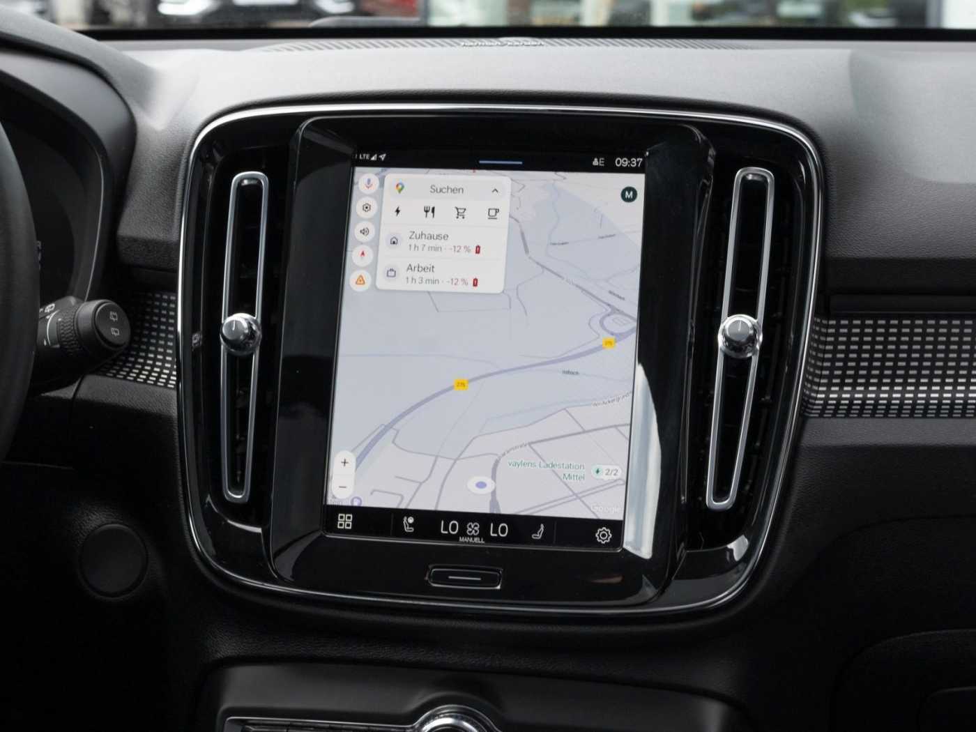 Volvo  Pro Recharge Pure Electric 2WD
