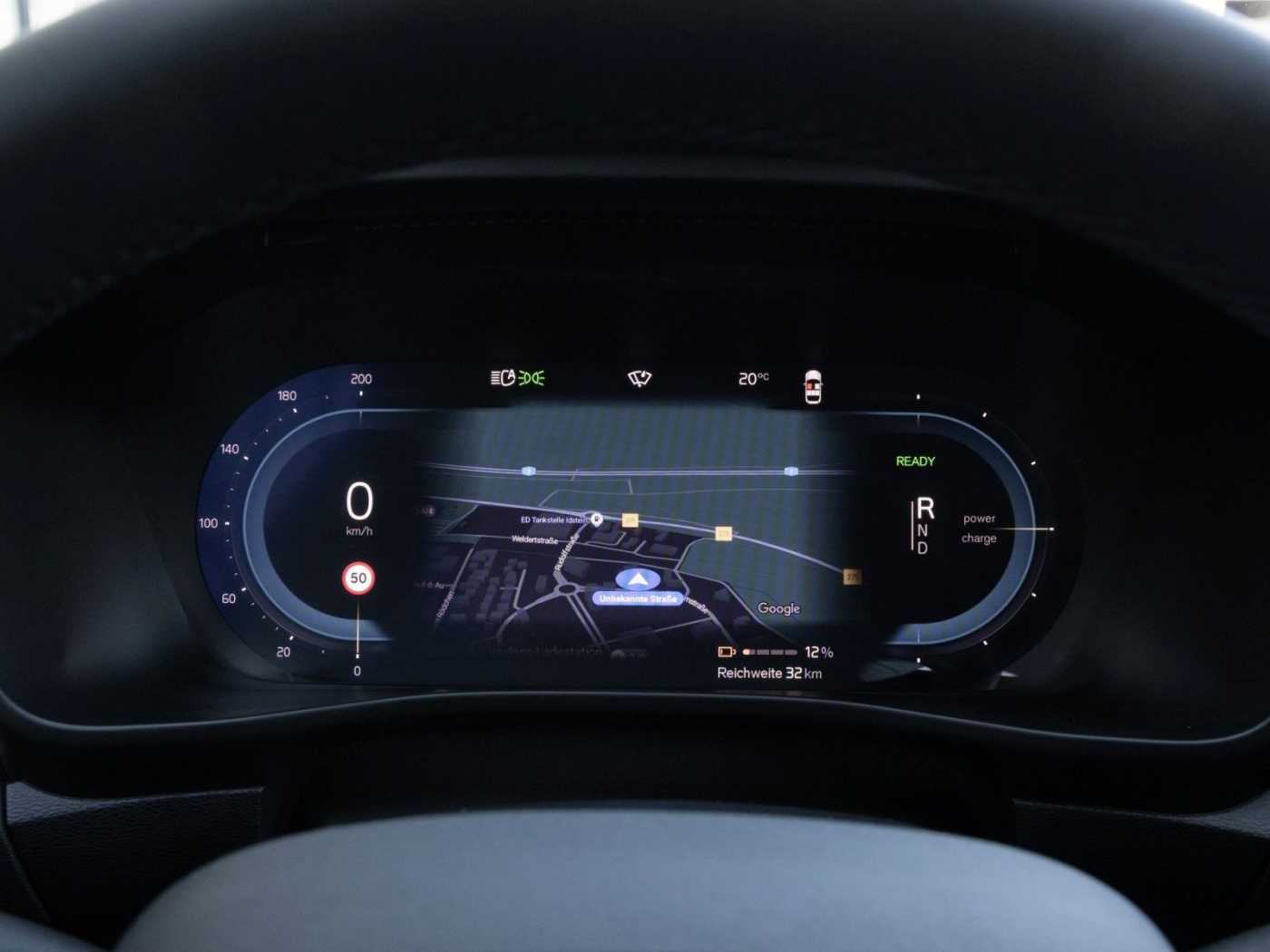 Volvo  Core Recharge Pure Electric 2WD