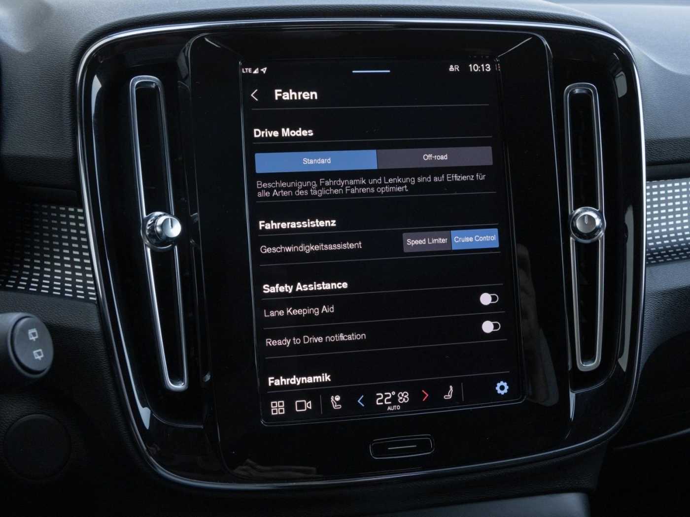 Volvo  Core Recharge Pure Electric 2WD