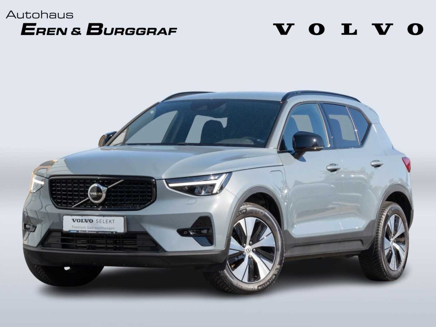 Volvo  R Design Recharge Plug-In Hybrid 2WD