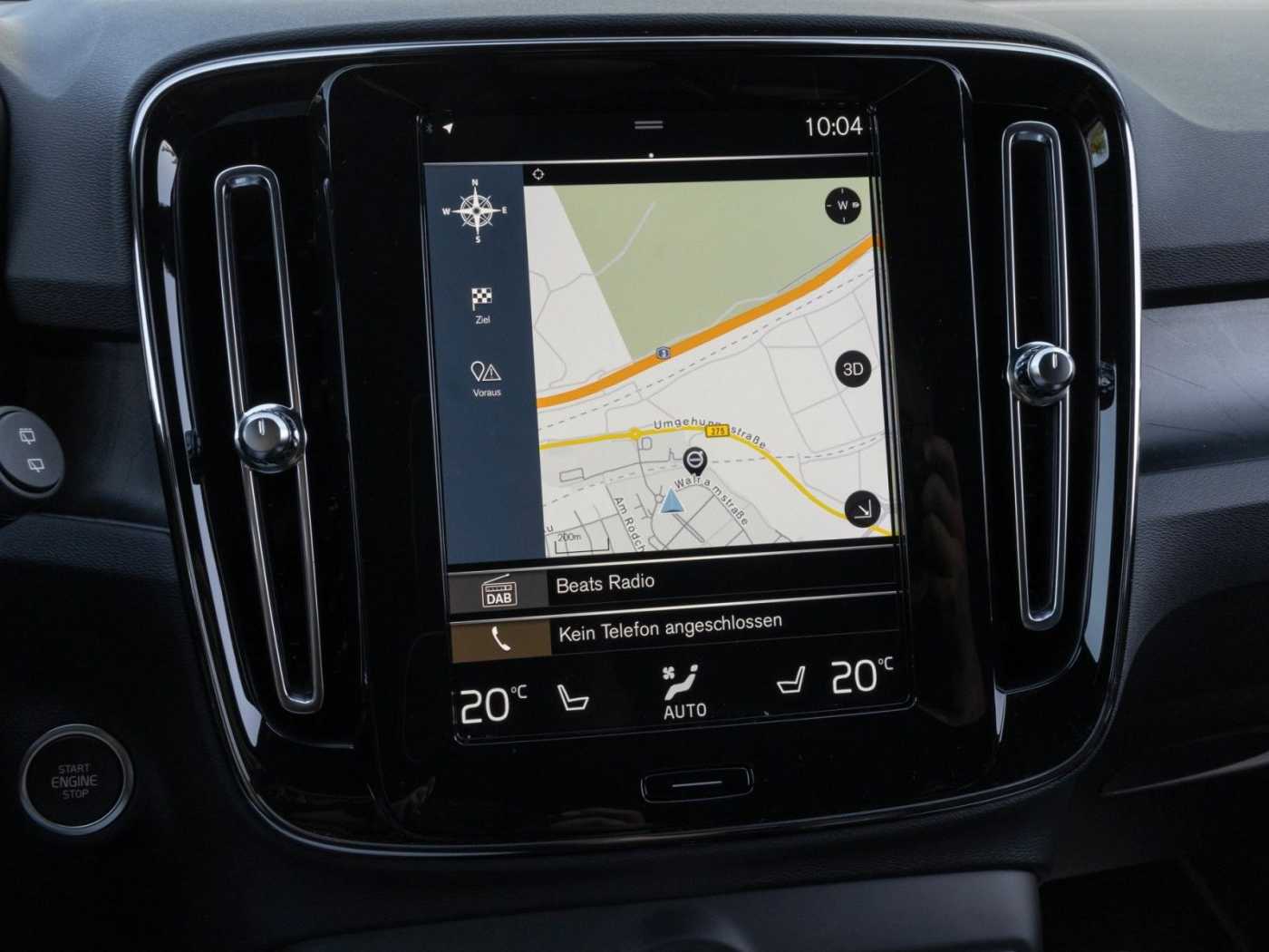 Volvo  R Design Recharge Plug-In Hybrid 2WD