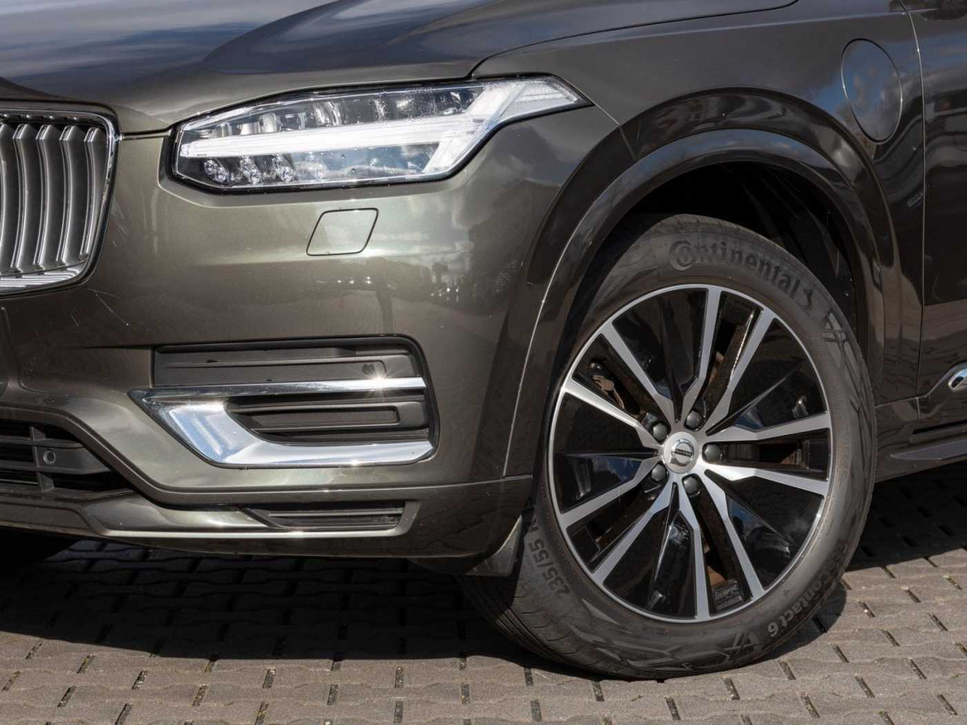 Volvo  Inscription Expression Recharge Plug-In Hyb
