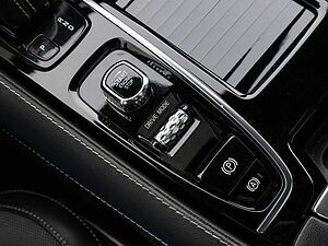 Volvo  R-Design Recharge PHEV AWD