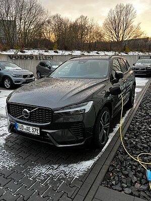 Volvo  R Design Recharge  T6 AWD