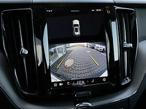 Volvo  XC60 Plus Dark 2WD