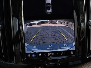 Volvo  Ultimate Dark Recharge Plug-In Hybrid AWD