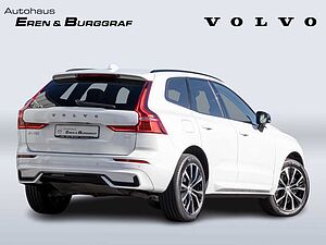 Volvo  Ultimate Dark Recharge Plug-In Hybrid AWD