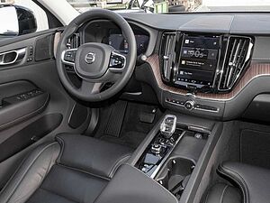 Volvo  Ultimate Dark Recharge Plug-In Hybrid AWD