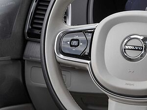 Volvo  Ultimate Bright Recharge PHEV AWD
