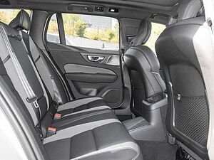 Volvo  Kombi Ultimate Dark Recharge Plug-In Hybrid