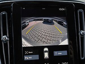 Volvo  R Design Recharge Plug-In Hybrid 2WD
