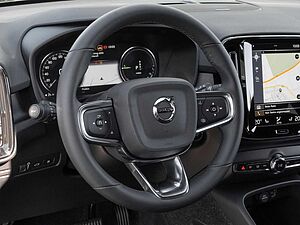 Volvo  R Design Recharge Plug-In Hybrid 2WD