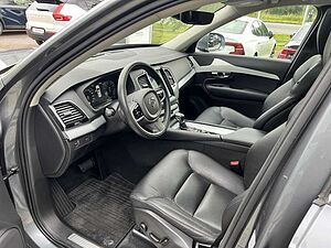 Volvo  XC90 T5 AWD Geartronic (184 kW/250 PS) Momentum aut.