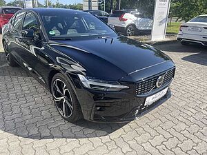 Volvo  S60 Ultimate, B5 AWD Mild-Hybrid, Benzin, Dark