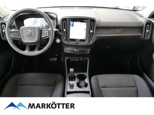 Volvo  T3 Momentum Core APPLE&ANDROID/NAVI/LED