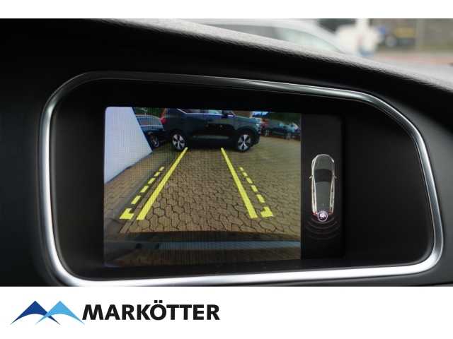 Volvo  T2 Momentum CAM/AHK/NAVI/LED/beheiz. Frontsch.